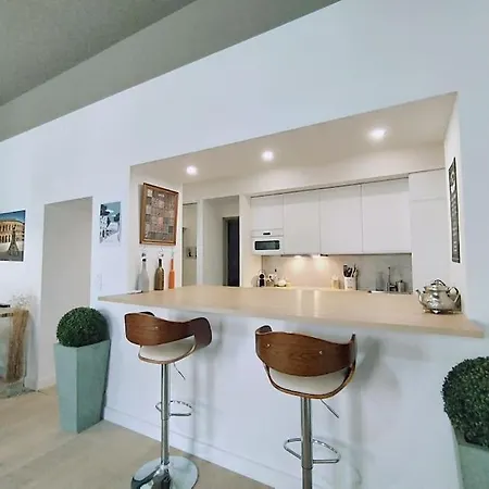 Le Flavio A 2 Pas Des Arenes Lägenhet